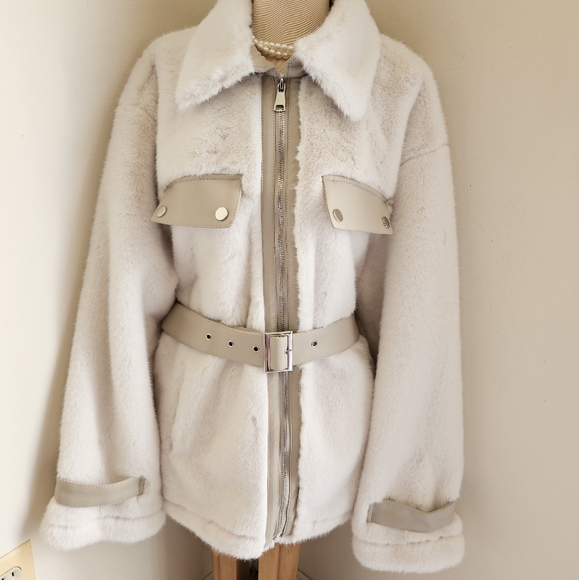 SOFT BELTED CREAMY NEUTRAL FAUX FUR JACKET - Picture 1 of 8